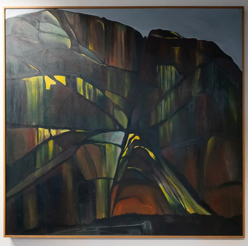 Abstracted landscape of a hilly horizon line.